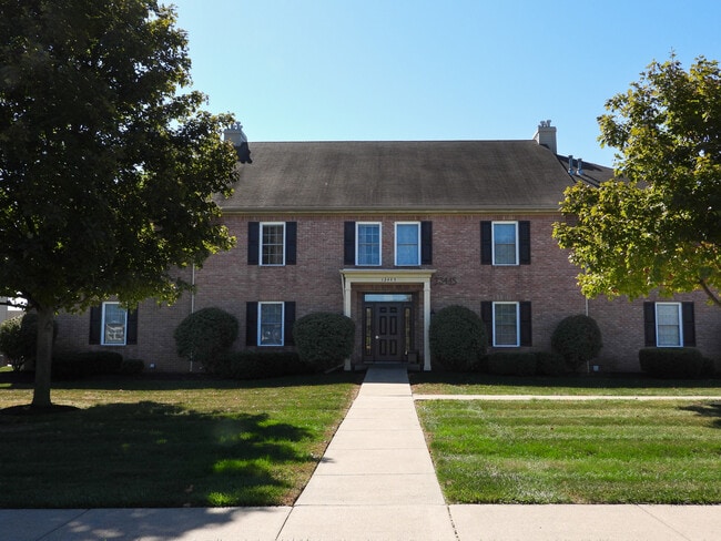 Exterior - Roachton Flats