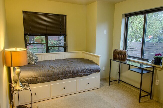 Foto del edificio - 2Bd/1.5Ba Seattle Townhouse