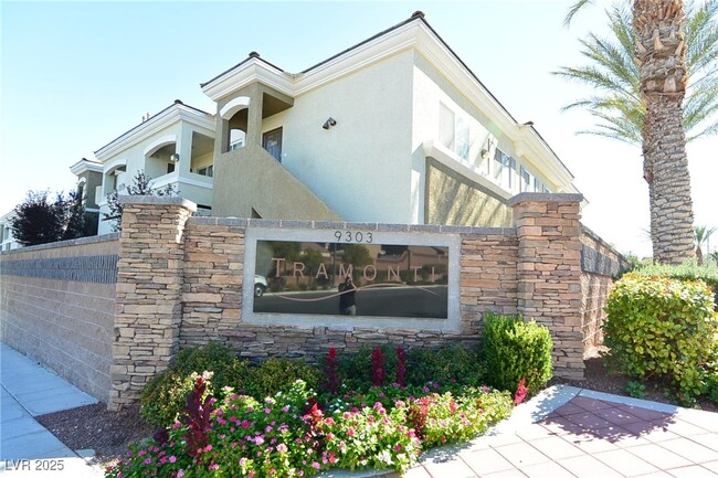 Building Photo - 9303 Gilcrease Ave