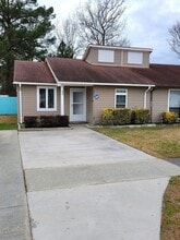 Building Photo - 234 Webb Blvd