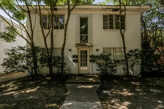 Building Photo - 1828 W Main St