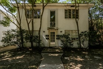 Building Photo - 1828 W Main St