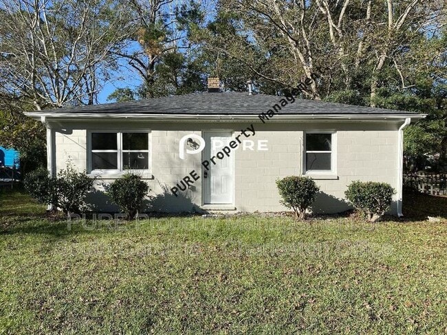Photo - 1612 Acacia St House