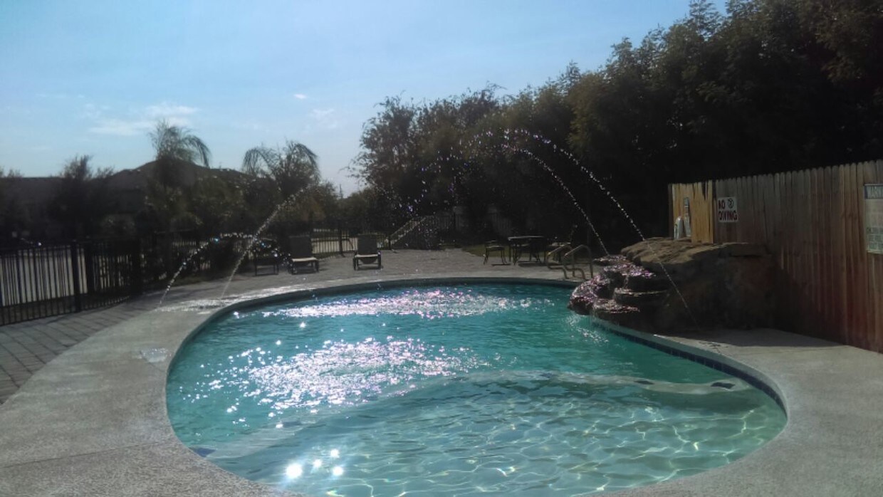 7615 Laguna Del Mar Ct, Laredo, TX 78041 Apartments at 7615 Laguna