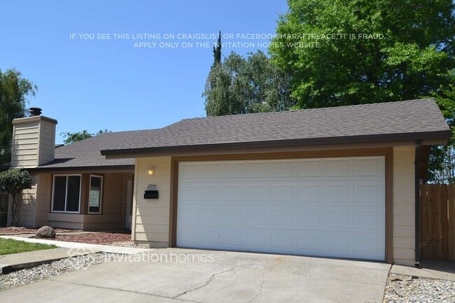 Building Photo - 2955 Red Hawk Way