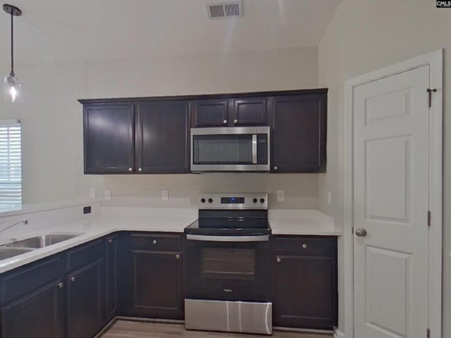 Foto del edificio - 239 Ridge Terrace Ln