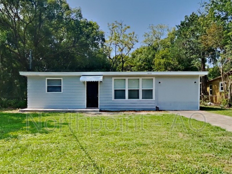 Primary Photo - 4668 Portsmouth Ave