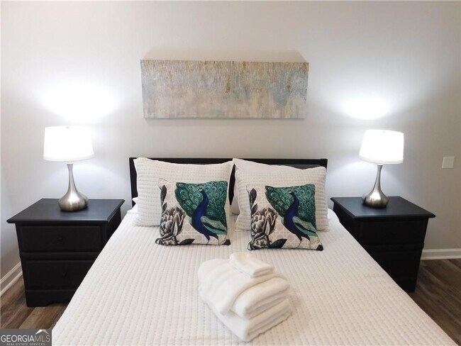 Foto del edificio - 213 Claire Dr SE