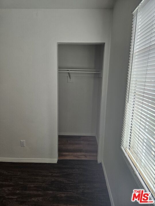 Foto del edificio - 4044 Woodlawn Ave