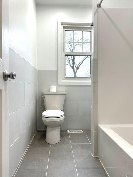 Foto del edificio - 37 Church St