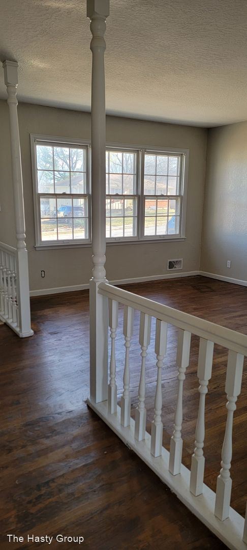 Foto del edificio - 3 br, 2 bath House - 8500 Evanston Avenue