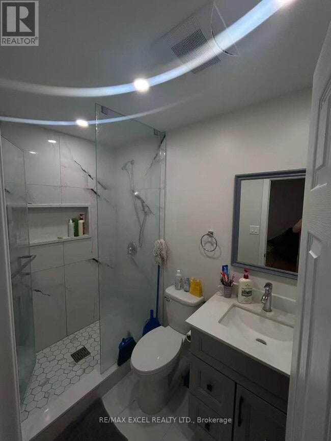 Photo du bâtiment - 63 Hornshill Dr