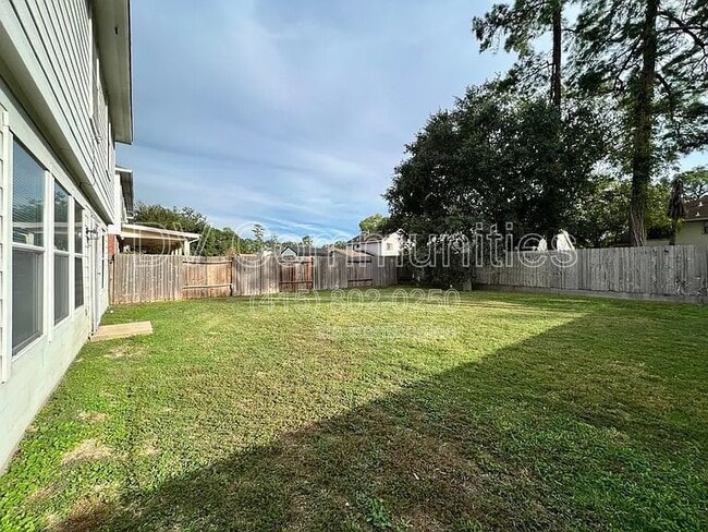 Building Photo - 7310 Foxbrook Dr