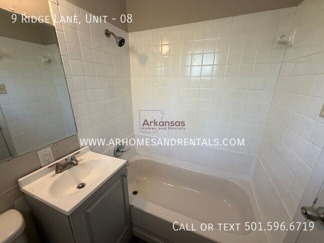 Foto del edificio - 9 Ridge Ln
