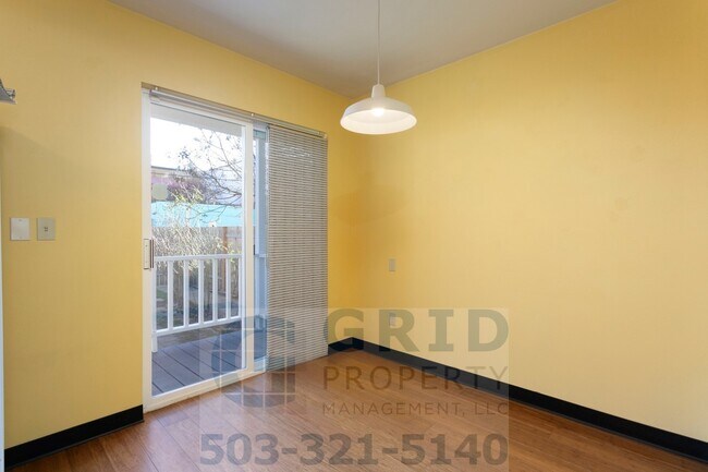 Foto del edificio - Charming 3 Bedroom Craftsman - Located near Mississippi Avenue!