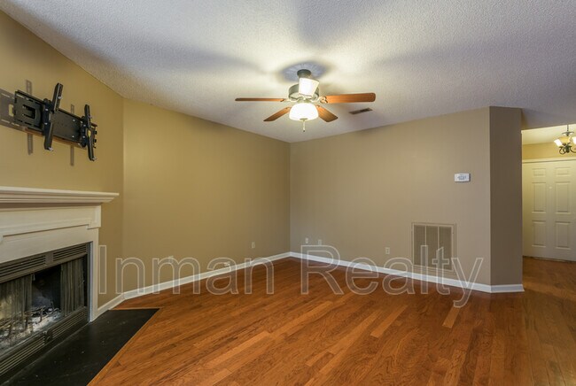 Foto del edificio - 1000 Blinken St