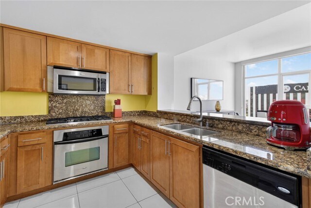 Foto del edificio - 400 W Ocean Blvd