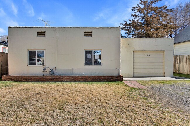 Foto del edificio - Charming Clifton Home with Comfortable Living & Convenient Location