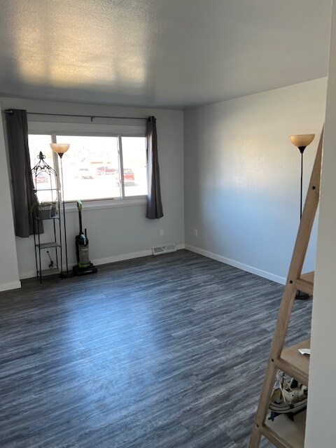 Building Photo - 1129 Depere St