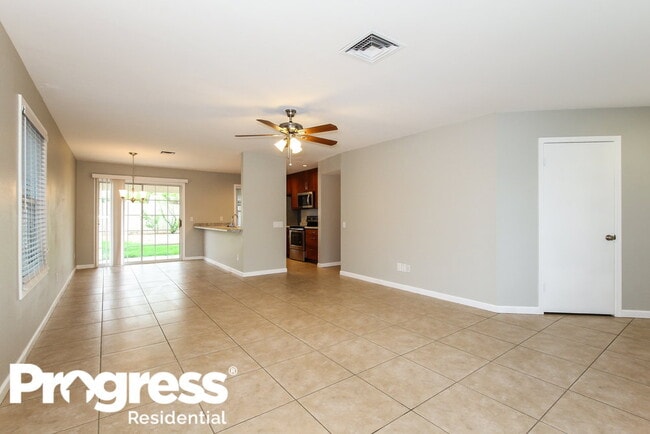 Foto del edificio - 3127 W Potter Dr