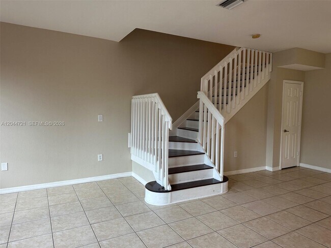 Building Photo - 13741 SW 274th Terrace