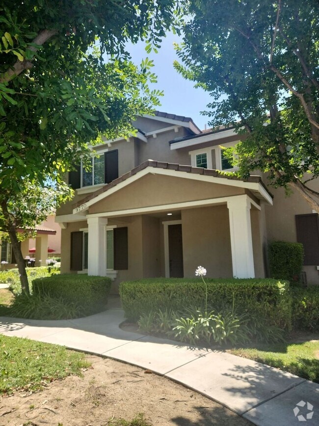 Building Photo - 9770 Winterberry Dr