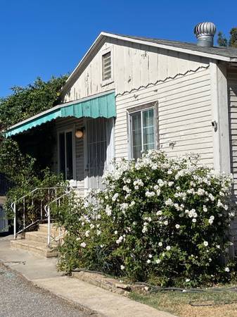 Primary Photo - 1391 Broadway