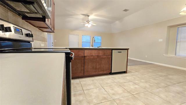 Building Photo - 2043 Brook Meadow Dr