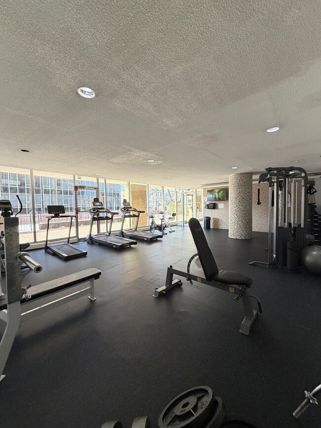 Building Photo - Park View Towers