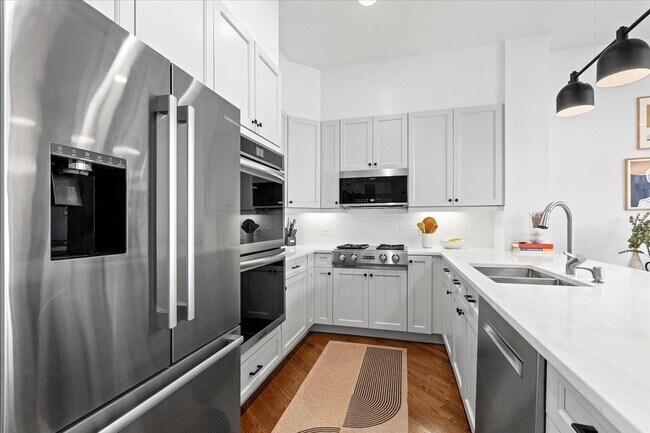 Foto del edificio - 2860 N Paulina St