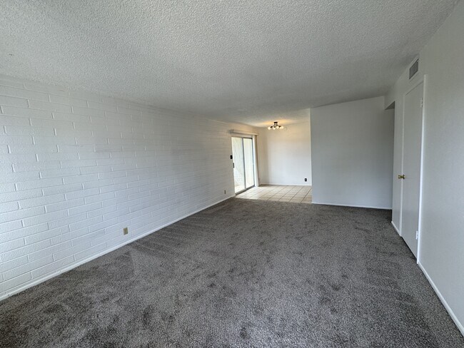 Foto del edificio - 4917 N 73rd St