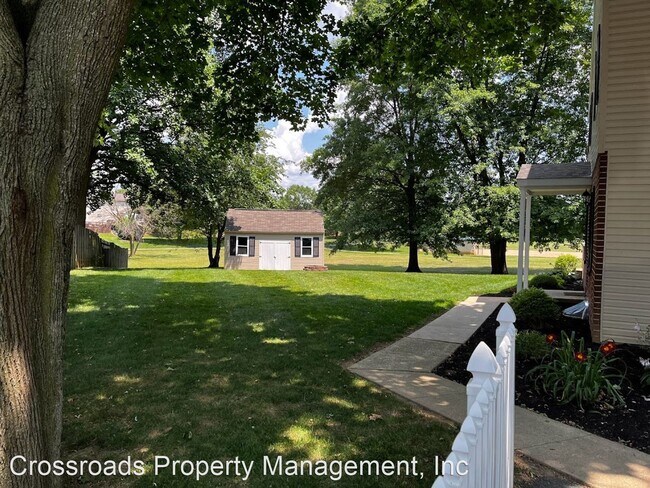 Foto del edificio - 3 br, 1.5 bath House - 141 Maplewood Ln