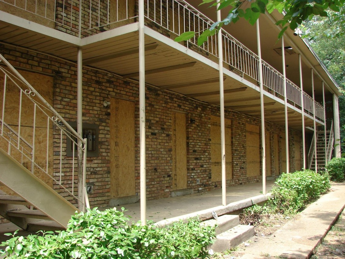 Foto del edificio - 4010 Summer Ave