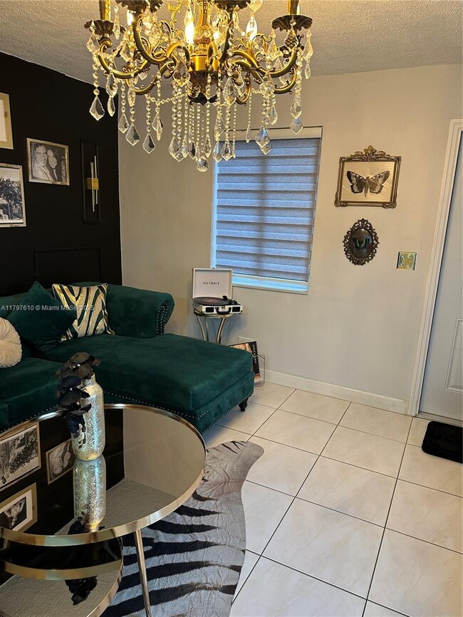 Foto del edificio - 3770 SW 58th Terrace