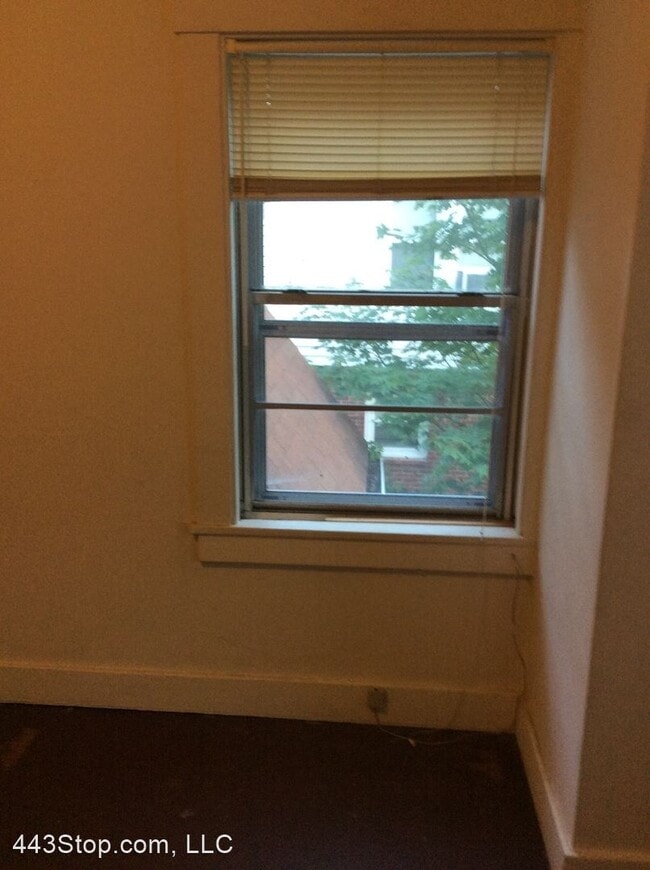 Building Photo - 3 br, 1 bath House - 401 South William St.