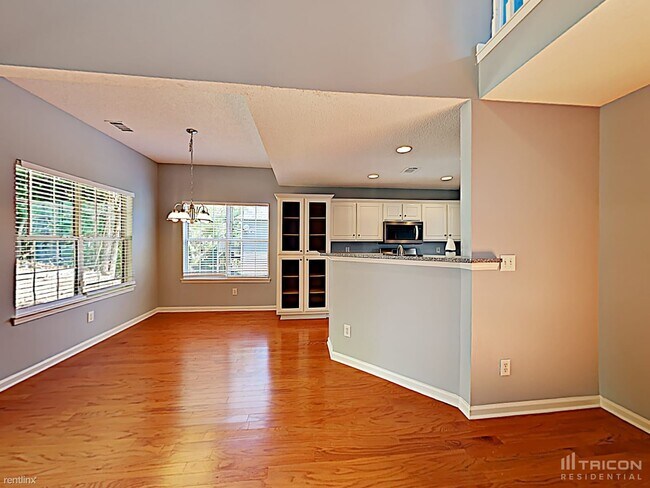 Building Photo - 11755 Sawgrass Ct