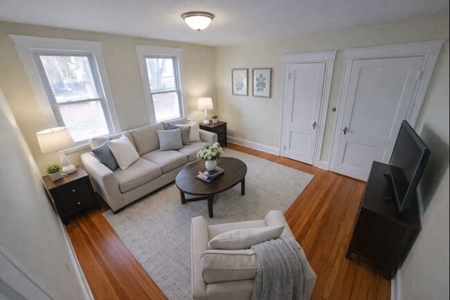 Building Photo - 12 East St