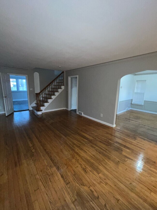 Building Photo - 12830 Longarce