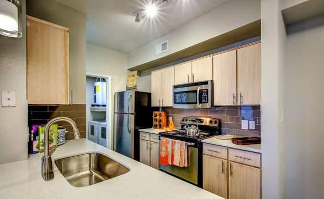 Building Photo - 2 bedroom in Dallas TX 75287