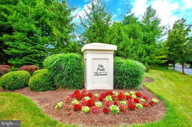 Building Photo - 4611 Dickens Pride Ct