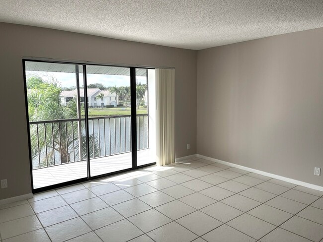 Building Photo - 1108 Green Pine Blvd