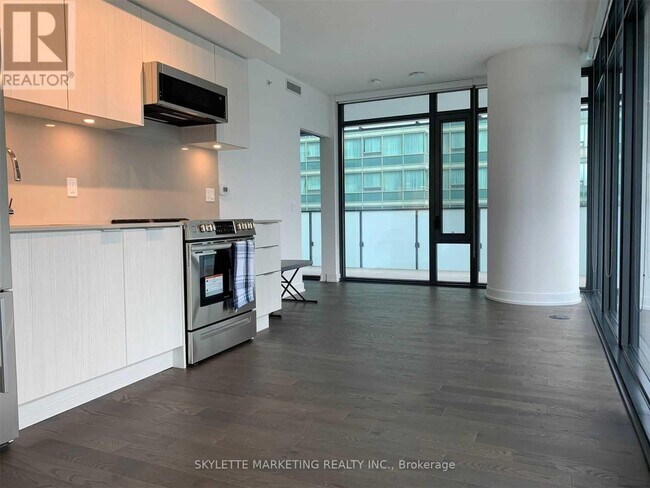 Photo du bâtiment - 25 Richmond St E