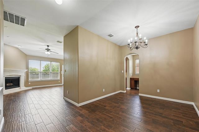 Foto del edificio - 10313 Colfax Dr
