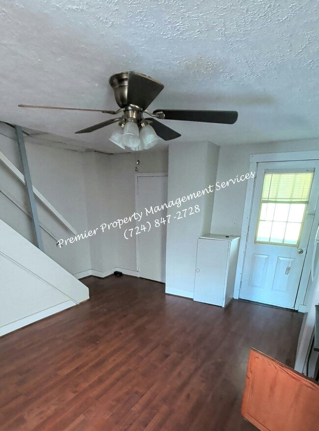 Building Photo - 532 Jackson St