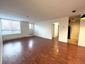 Building Photo - 157 Forest Rd