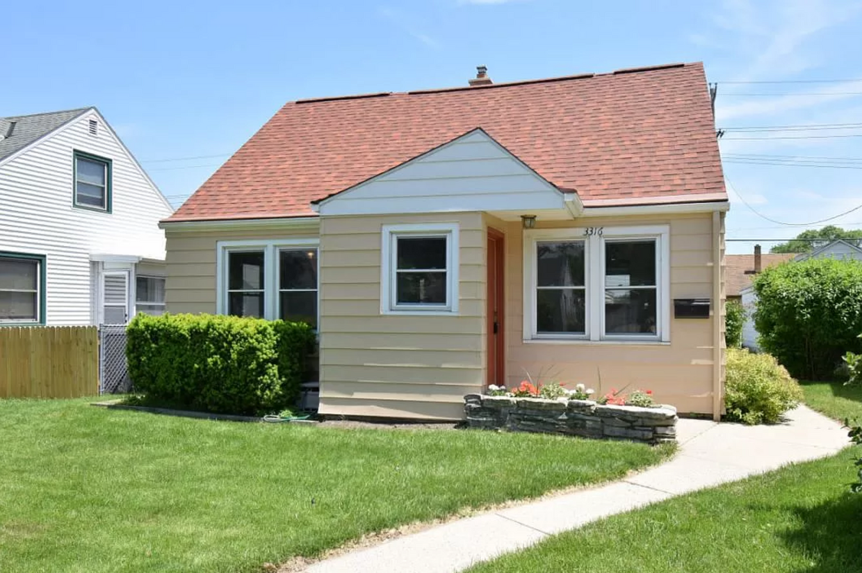 Primary Photo - 3316 N 77th St