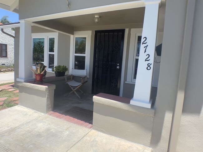 Building Photo - 2728 Collier Ave