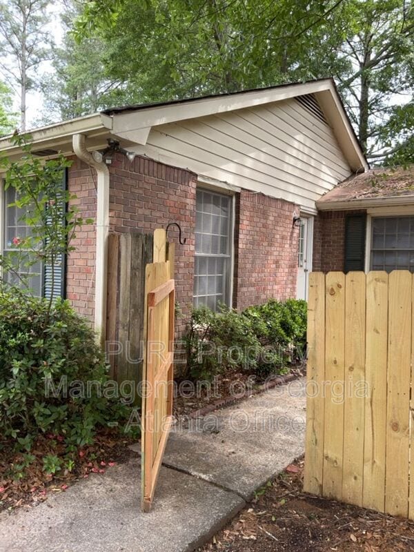 Building Photo - 771 Wilson Cir SW