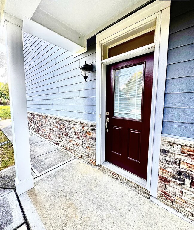 Foto del edificio - Charming 3-Bed End-Unit Townhome in Apex!