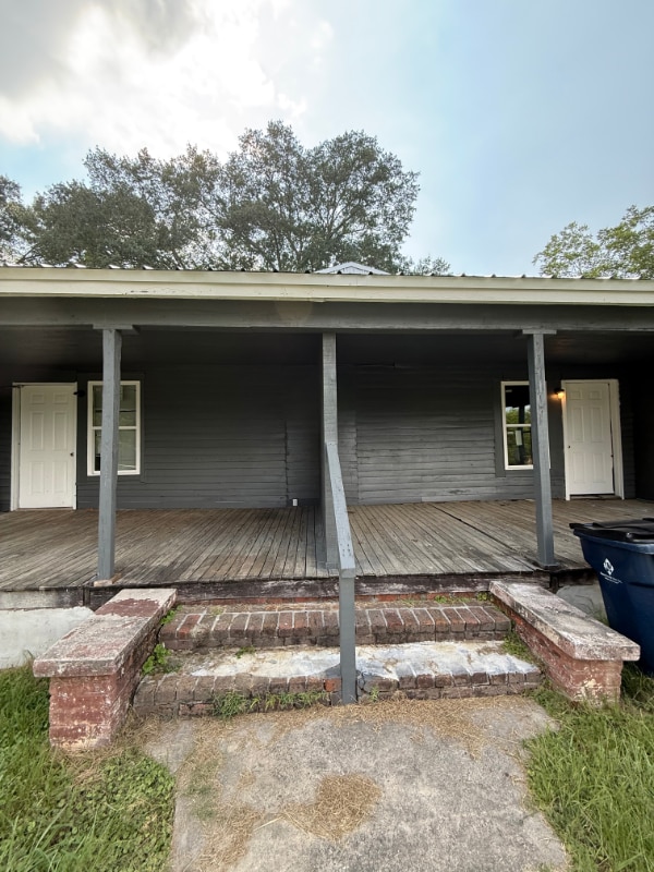 Primary Photo - 109 Bishop St